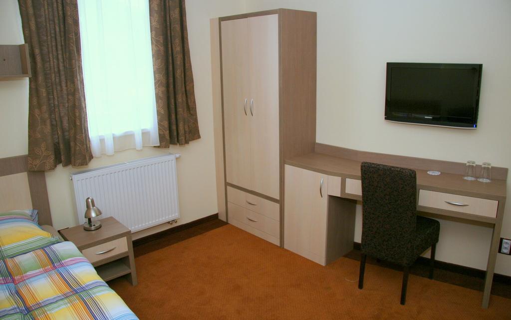 Imet Centrum Bratislava Room photo
